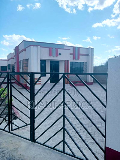 3bdrm Bungalow in Kitengela for sale - Image 2