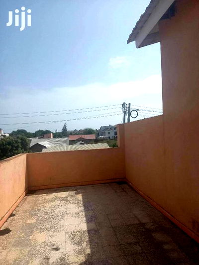 For Sale 5 Bedrooms Town House Shanzu - Image 5