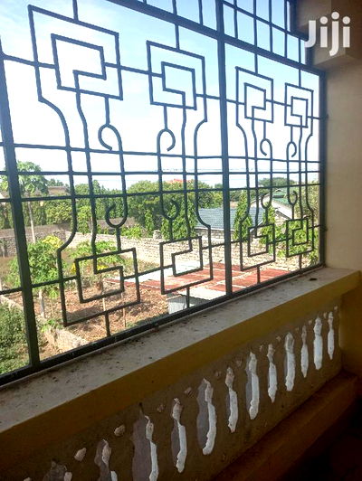 For Sale 5 Bedrooms Town House Shanzu - Image 6