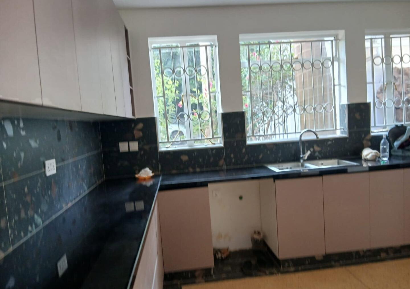 Newly Built 5BR All-Ensuite Townhouse on Half Acre - Runda