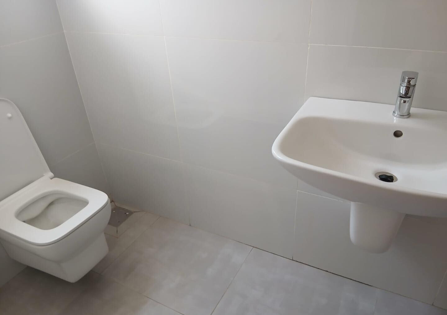 Newly Built 5BR All-Ensuite Townhouse on Half Acre - Runda
