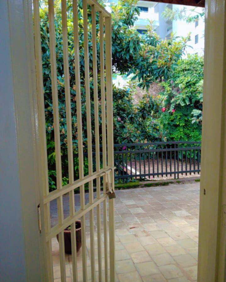 3BR Maisonette with Fireplace & Private Garden - Kilimani