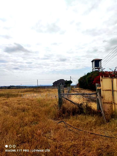 5 to 10 Acres in Kitengela Ostrich Farm - Image 4