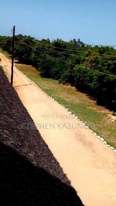 Furnished 4bdrm House in Golf &amp; Living, Ukunda for rent - Image 13