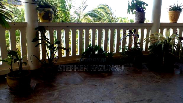Furnished 4bdrm House in Golf &amp; Living, Ukunda for rent