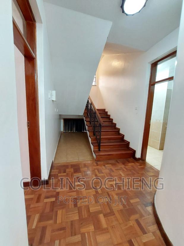 5bdrm Maisonette in Lavington for sale