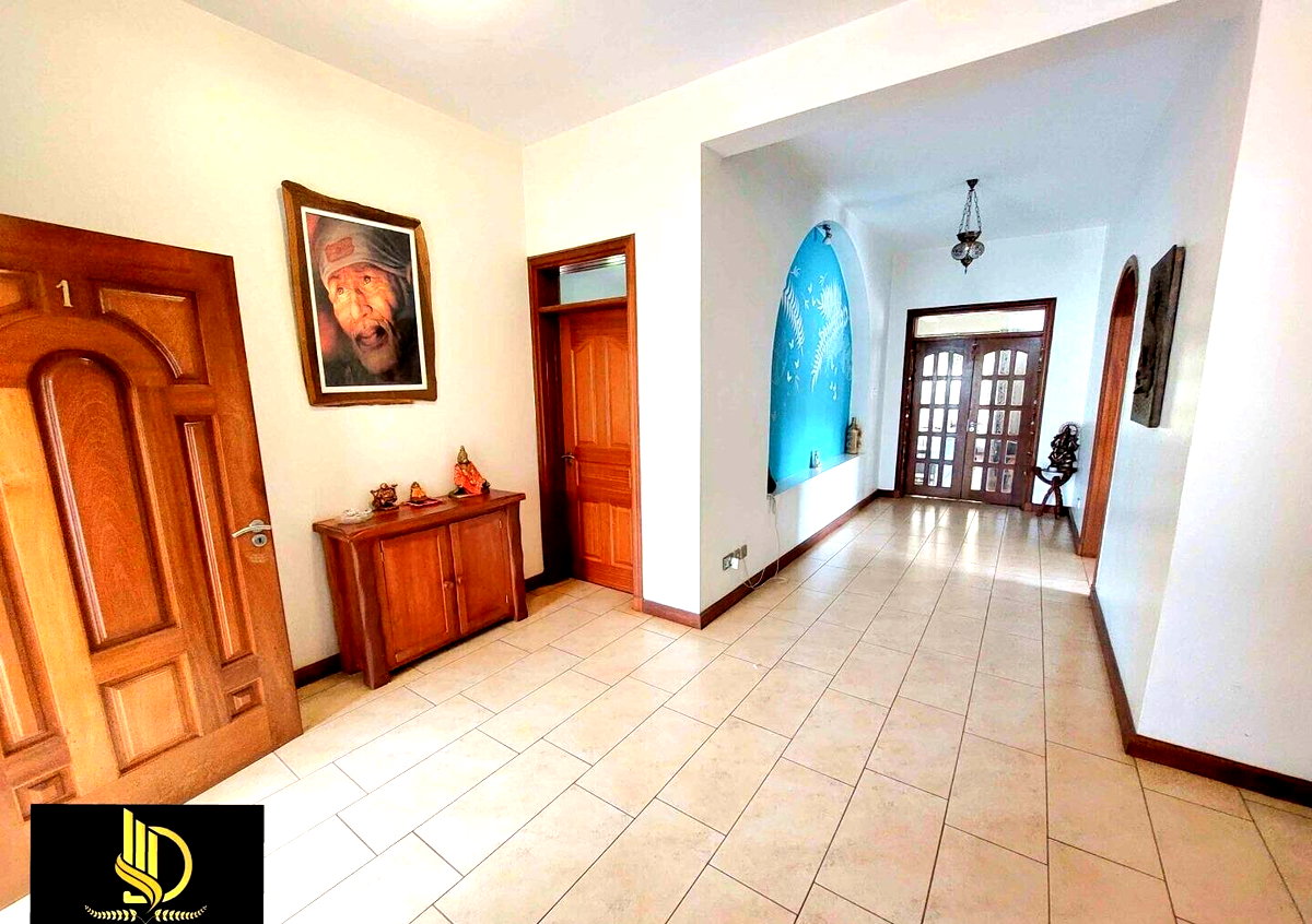 Stone-Clad 5-Ensuite Townhouse with Attic Studio - Lavington
