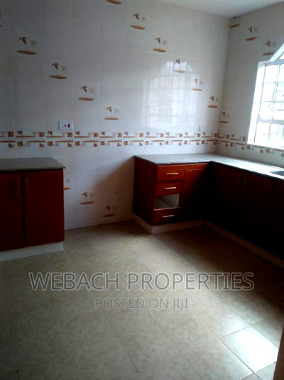 3bdrm Mansion in Quarry Road, Viraj Area for rent - Image 5