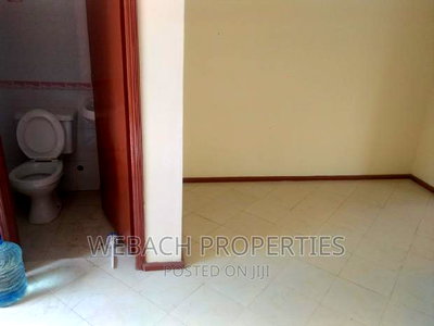 3bdrm Mansion in Quarry Road, Viraj Area for rent - Image 16