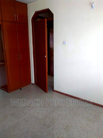 3bdrm Mansion in Quarry Road, Viraj Area for rent - Image 15