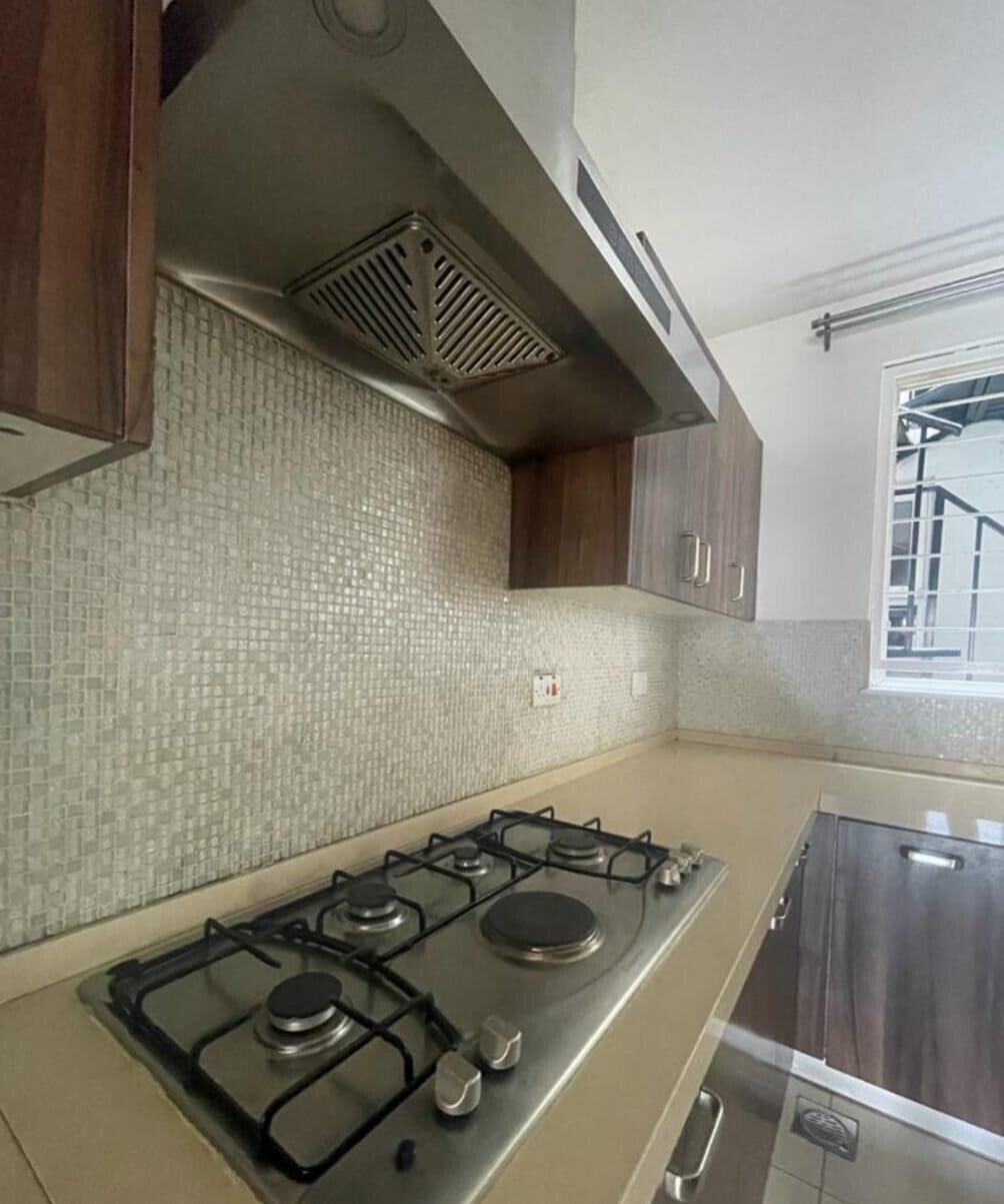 Architectural Masterpiece with 5 En-Suites & Tenant Income - Lavington