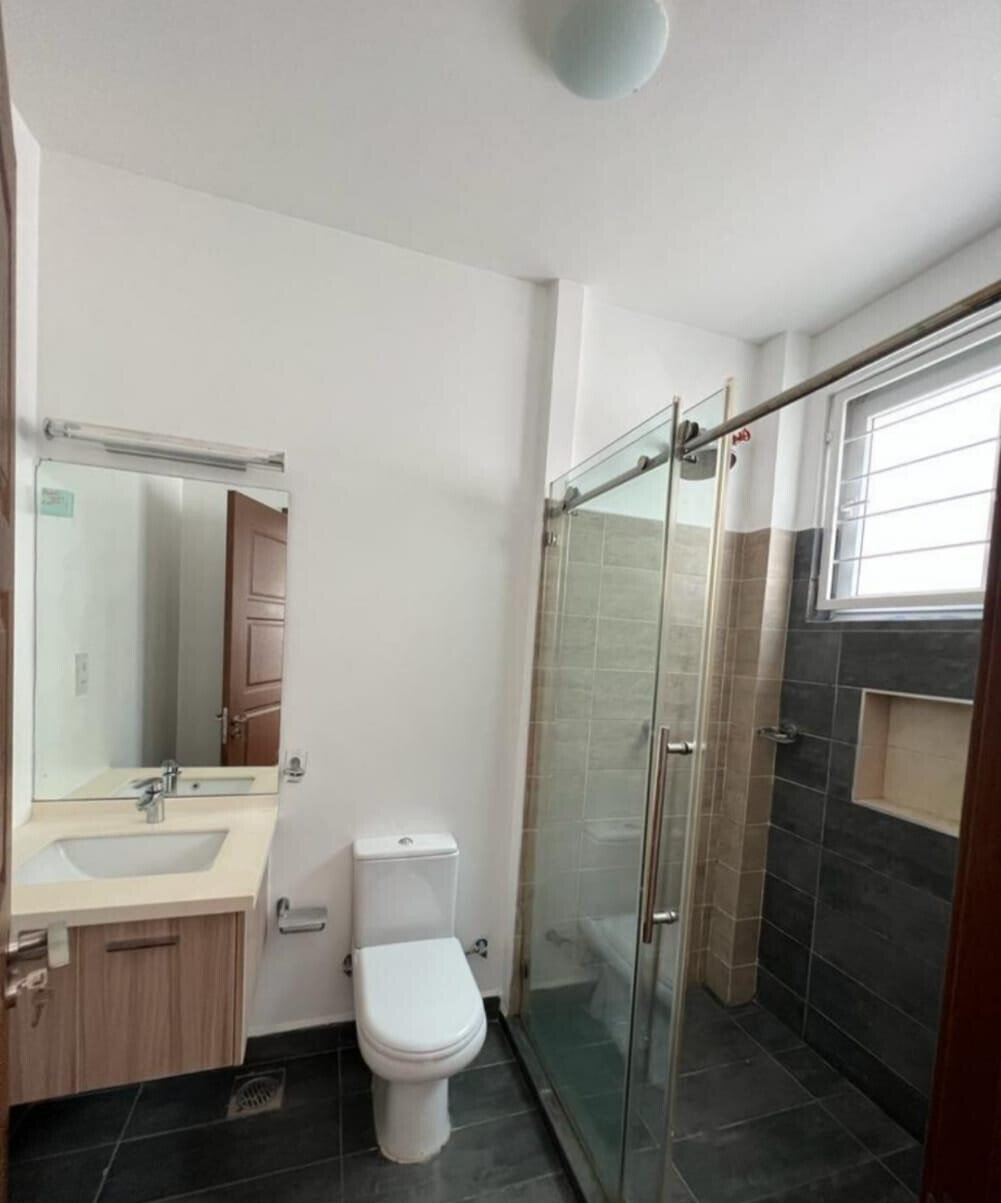 Architectural Masterpiece with 5 En-Suites & Tenant Income - Lavington