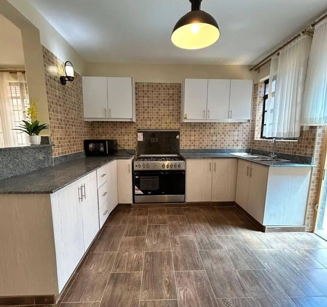 3BR All-Ensuite Bungalow with Borehole & Pantry - Kitengela