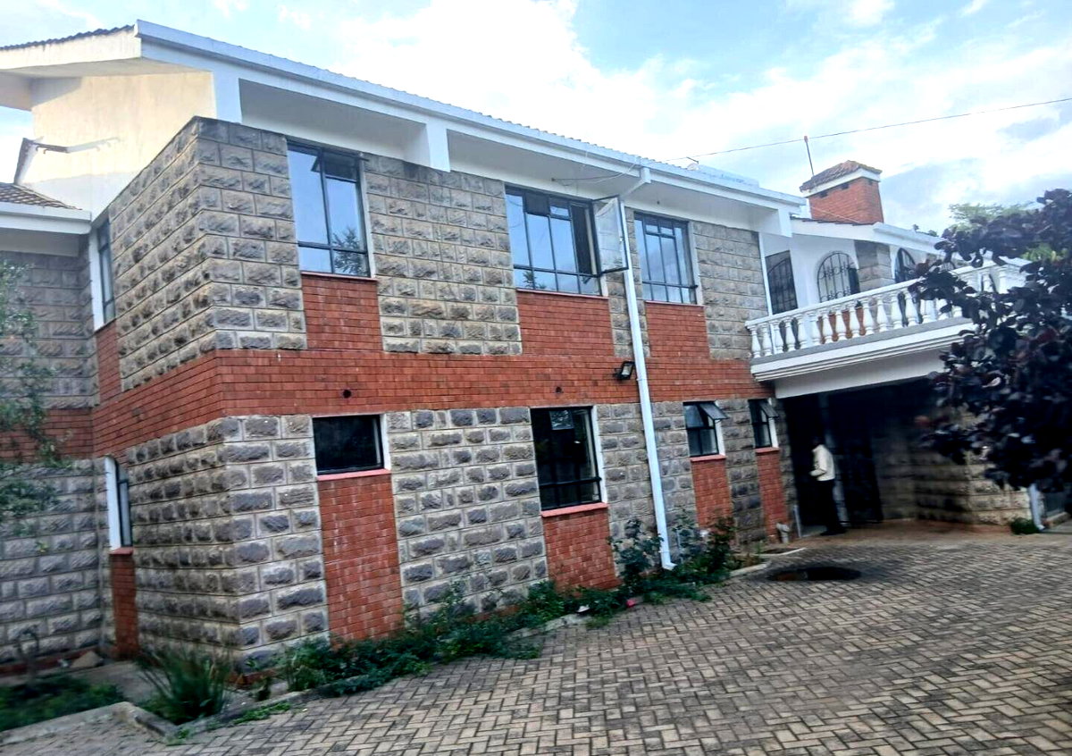 Half Acre 5BR Haven at KSh 300K
