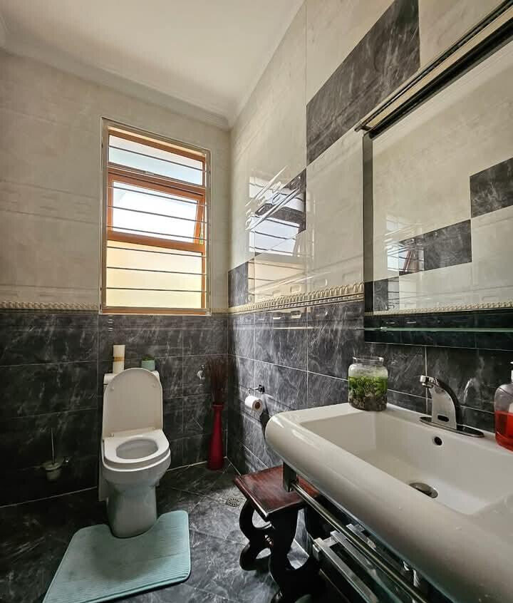Pet-Friendly 5-Ensuite Townhouse Near Jeffery Sports Club - Lavington