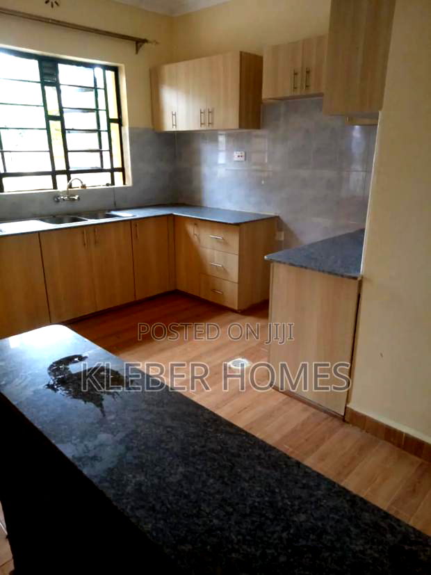 3bdrm Bungalow in Kenyatta Road for sale