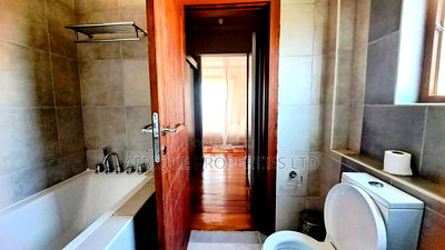 Furnished 2bdrm Apartment in Upperhill for sale - Image 11