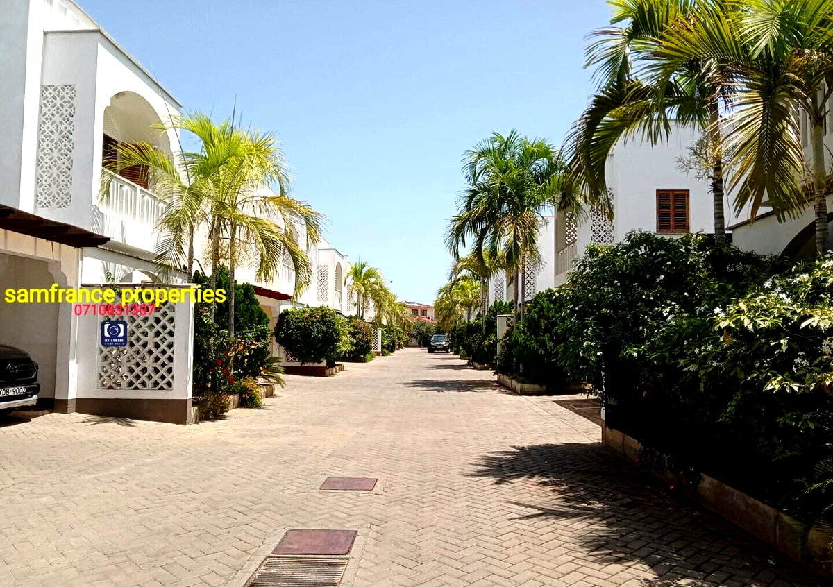 4BR All-Ensuite Mansion with Pool on Greenwood Drive - Nyali