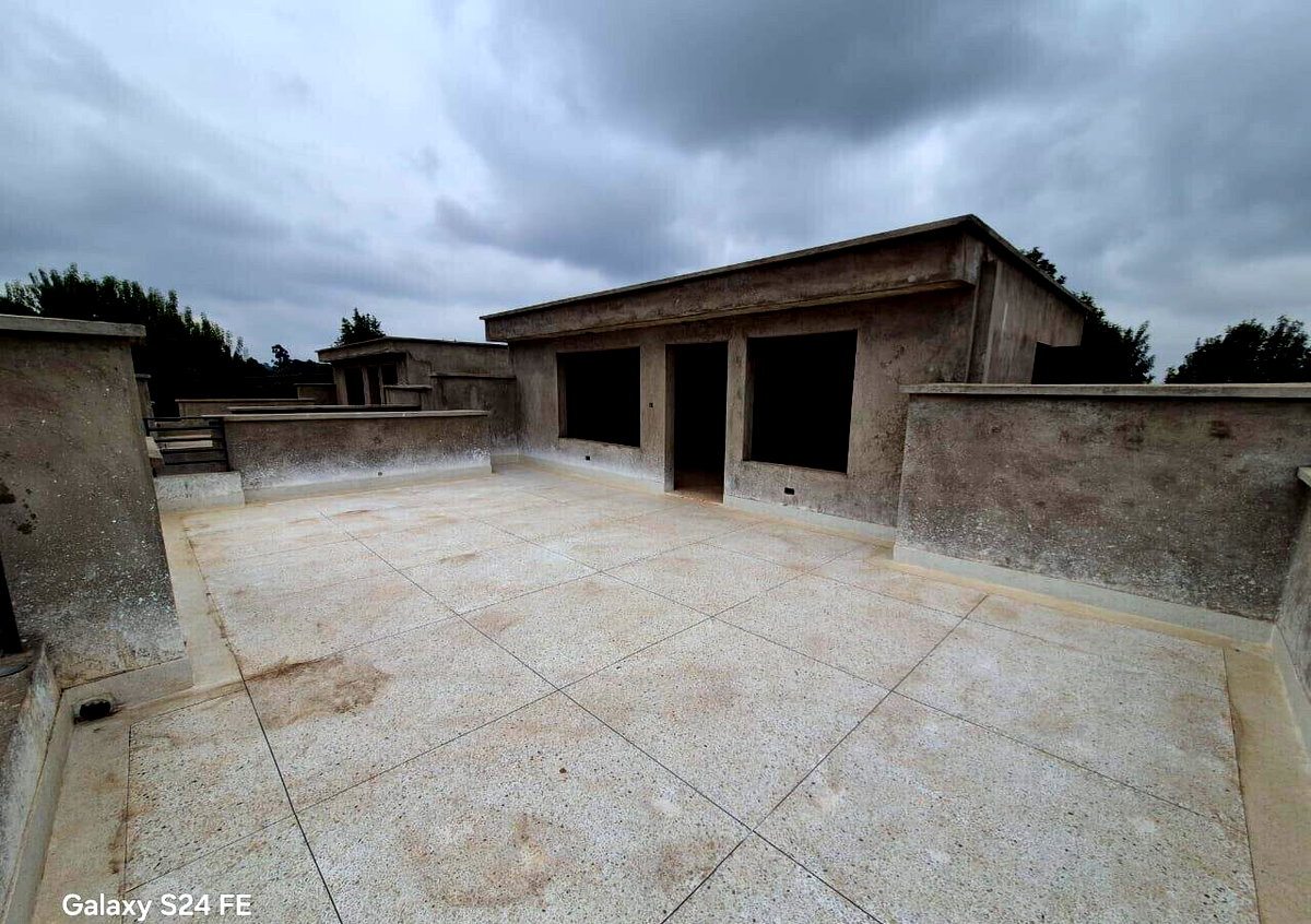 7-Unit Exclusive Gated Community Townhouse - Kikuyu