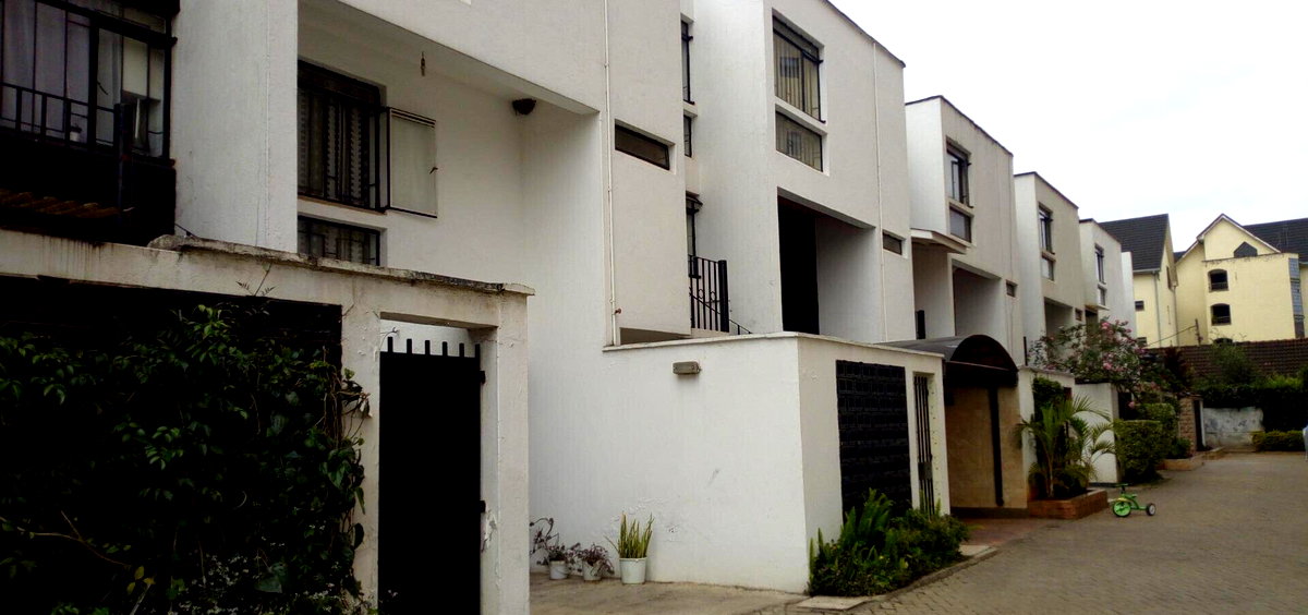 5BR Townhouse with Office & DSQ in 6-Unit Court - Kileleshwa