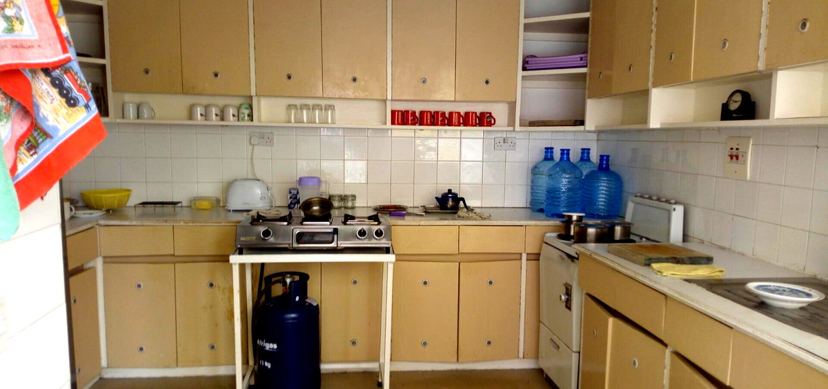 5BR Townhouse with Office & DSQ in 6-Unit Court - Kileleshwa
