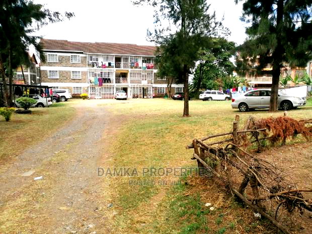 Apartments for Sale in Section 58 on 1 Acre Land.