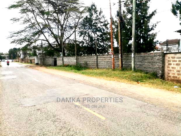 Apartments for Sale in Section 58 on 1 Acre Land.