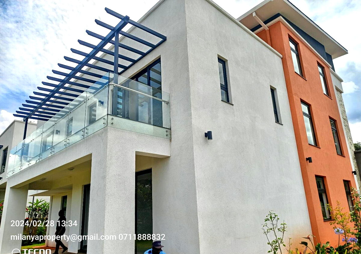 5 En-Suite Townhouse with Backup Generator & Borehole - Kitisuru