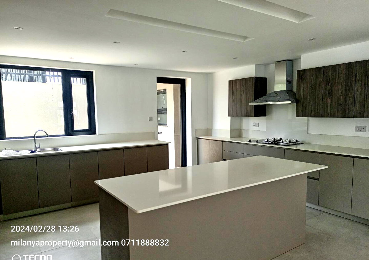 5 En-Suite Townhouse with Backup Generator & Borehole - Kitisuru