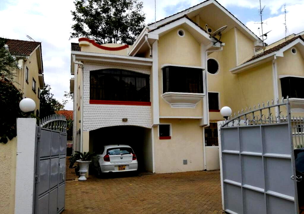 5-Ensuite Townhouse with DSQ & Private Garden - Lavington