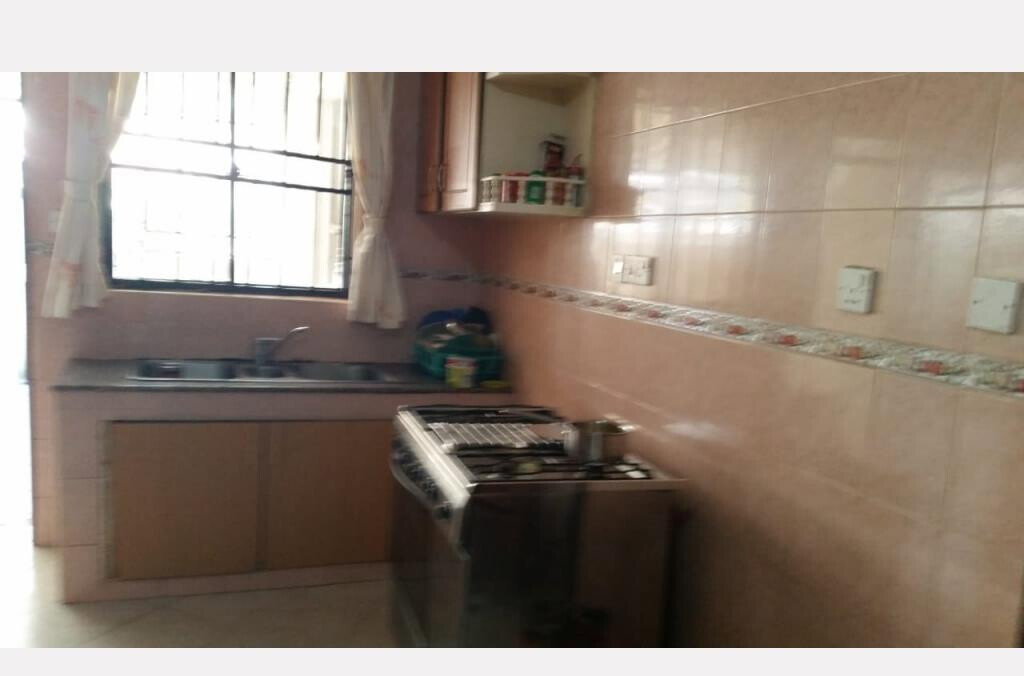 5-Ensuite Townhouse with DSQ & Private Garden - Lavington