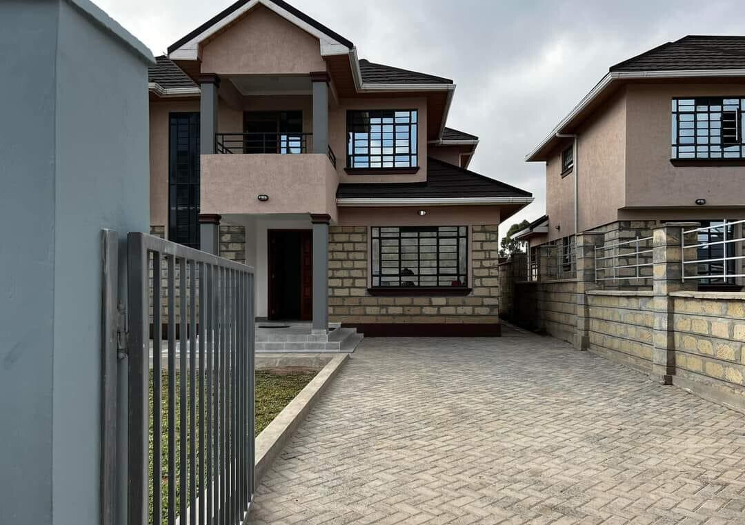 Garden Home with 4BR at KSh 120K