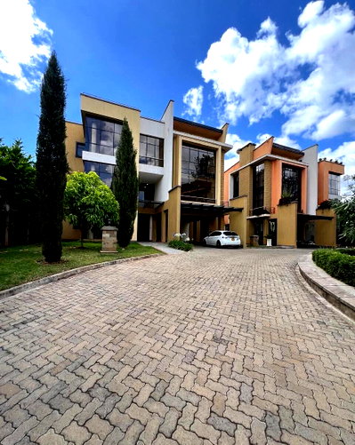 KSh 85M 5BR Townhouse with Garden