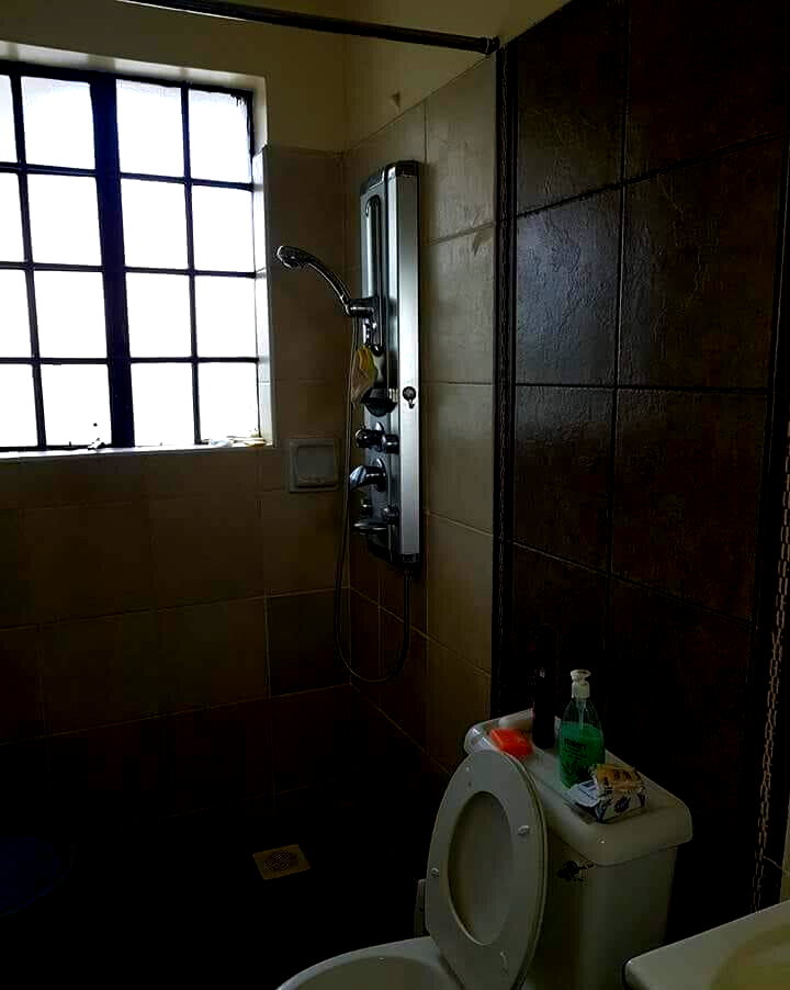 5-Bed Townhouse with Sunken Lounge & DSQ – Karen