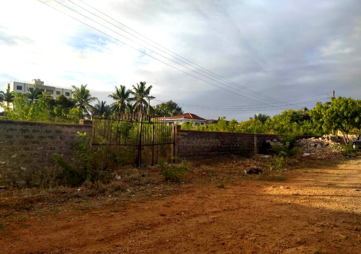 3/4 Acre Nyali Plot at KSh 60M