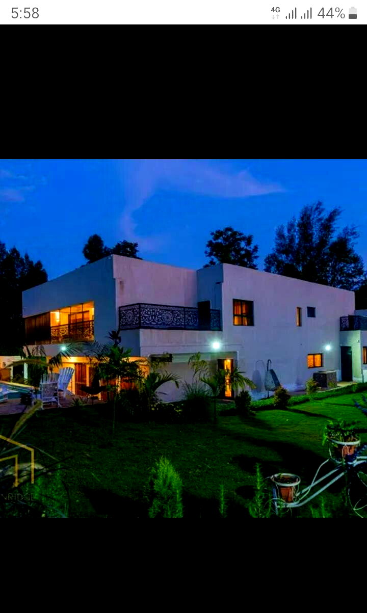 5 En-Suite Townhouse with Heated Pool & Gazebo - Kitisuru