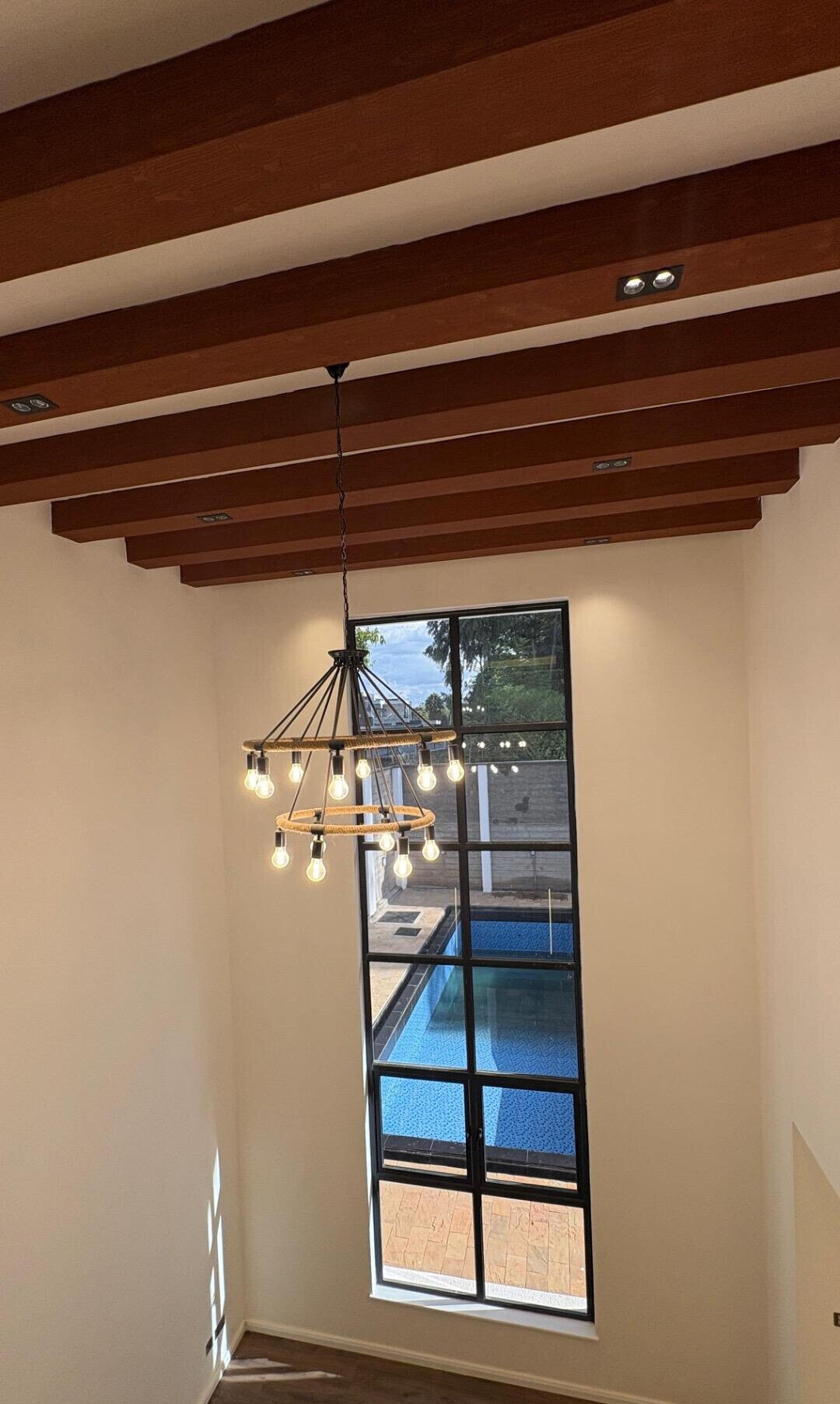 Luxury 5BR Villa with Garden