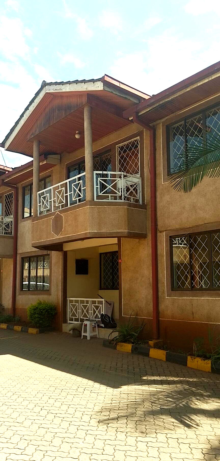 Executive 4BR Townhouse with DSQ in Kileleshwa - Nairobi