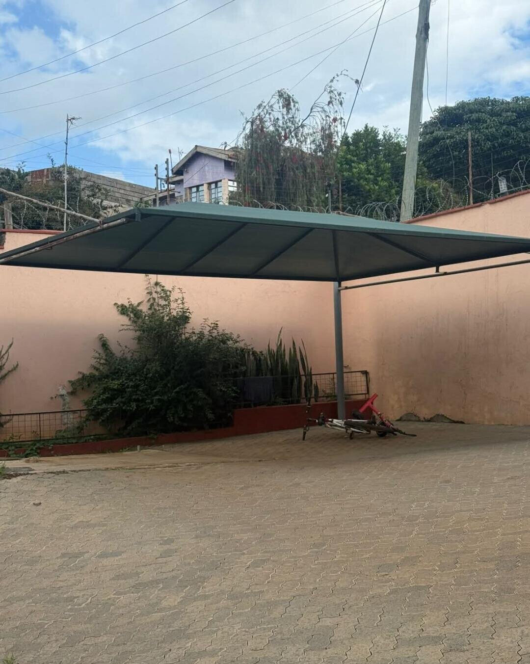 4BR Townhouse with Office & Poultry Houses - Kenyatta Road, Ruiru