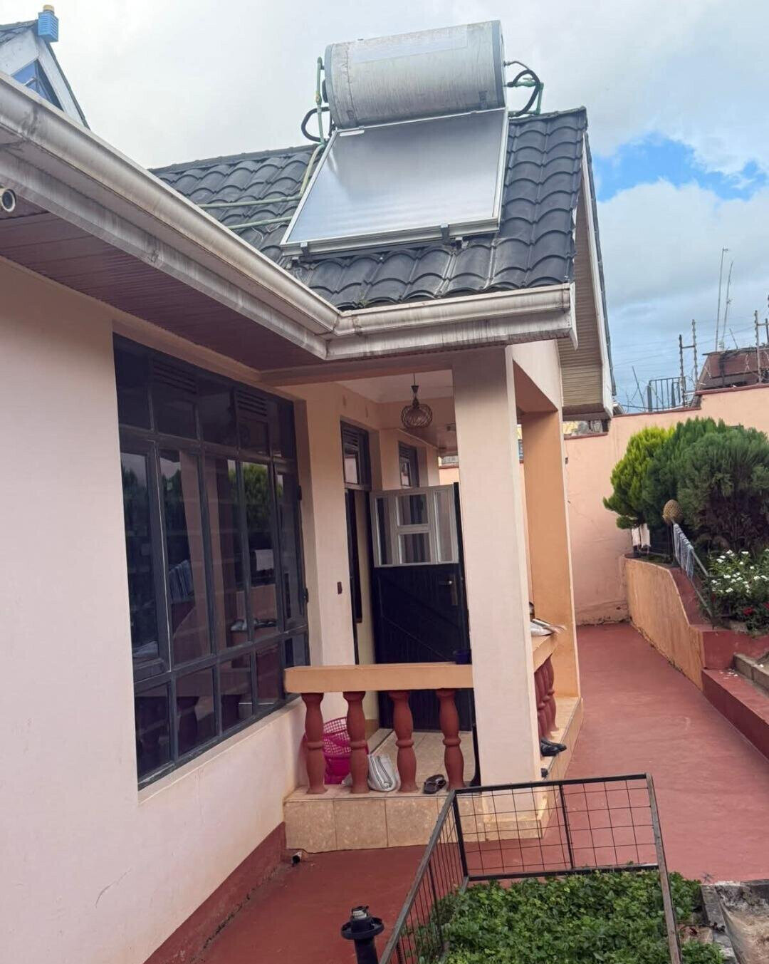4BR Townhouse with Office & Poultry Houses - Kenyatta Road, Ruiru