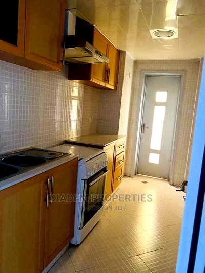 Office to Let - Image 9