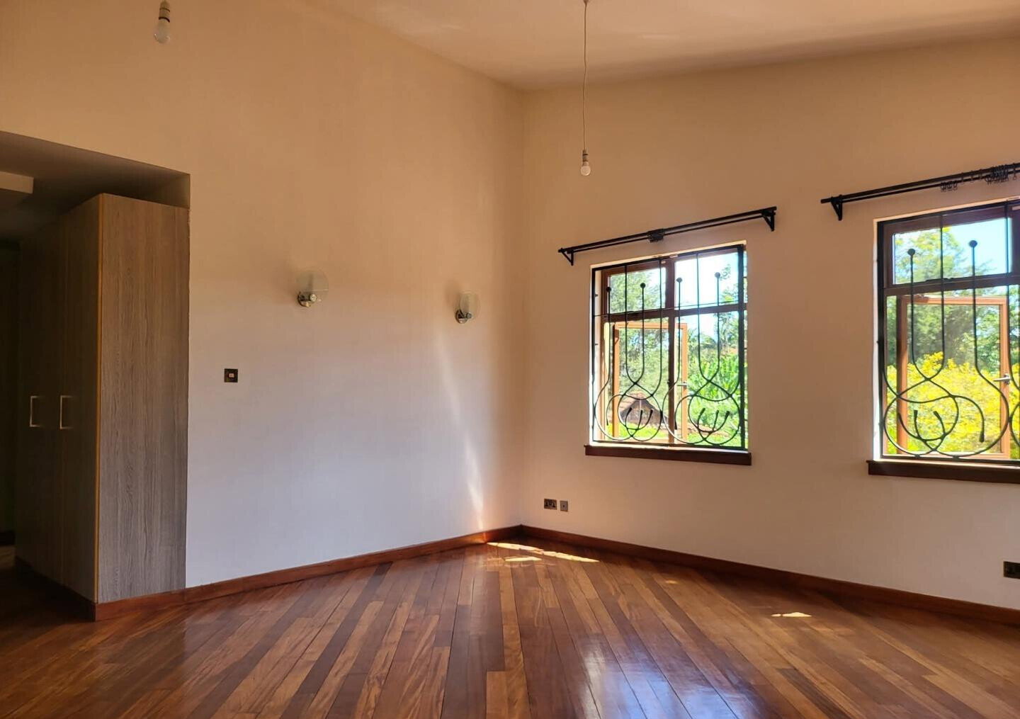 0.14 Acre 5BR Haven at KSh 570K