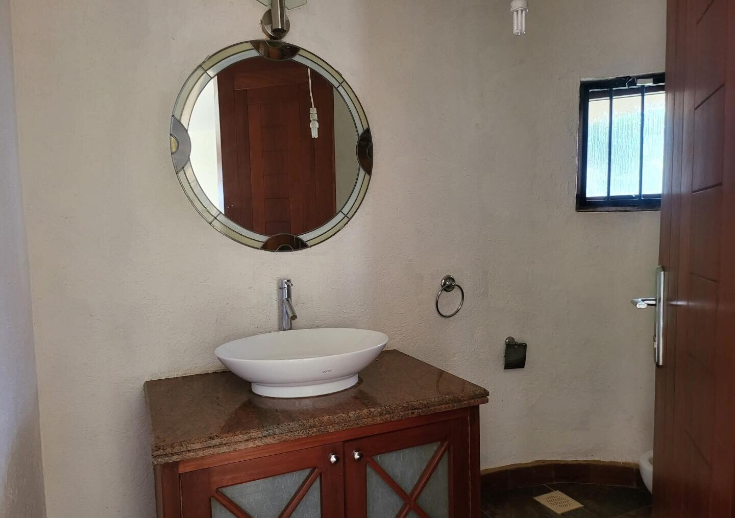 0.14 Acre 5BR Haven at KSh 570K