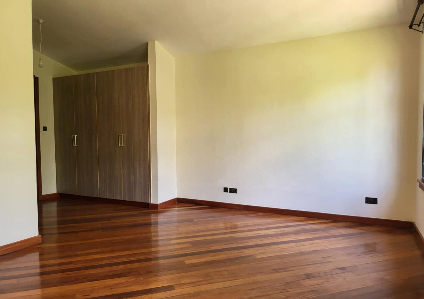 0.14 Acre 5BR Haven at KSh 570K