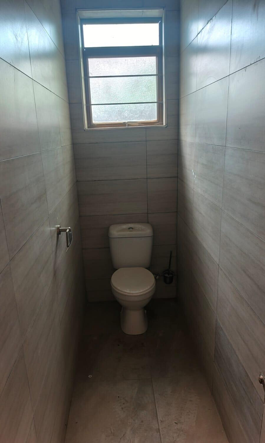 Garden Oasis with 4BR & Parking