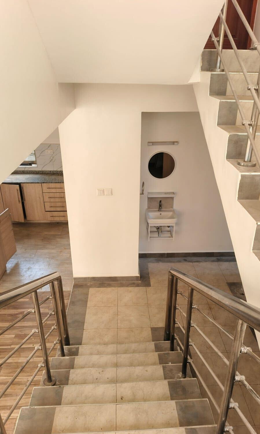 Garden Oasis with 4BR & Parking