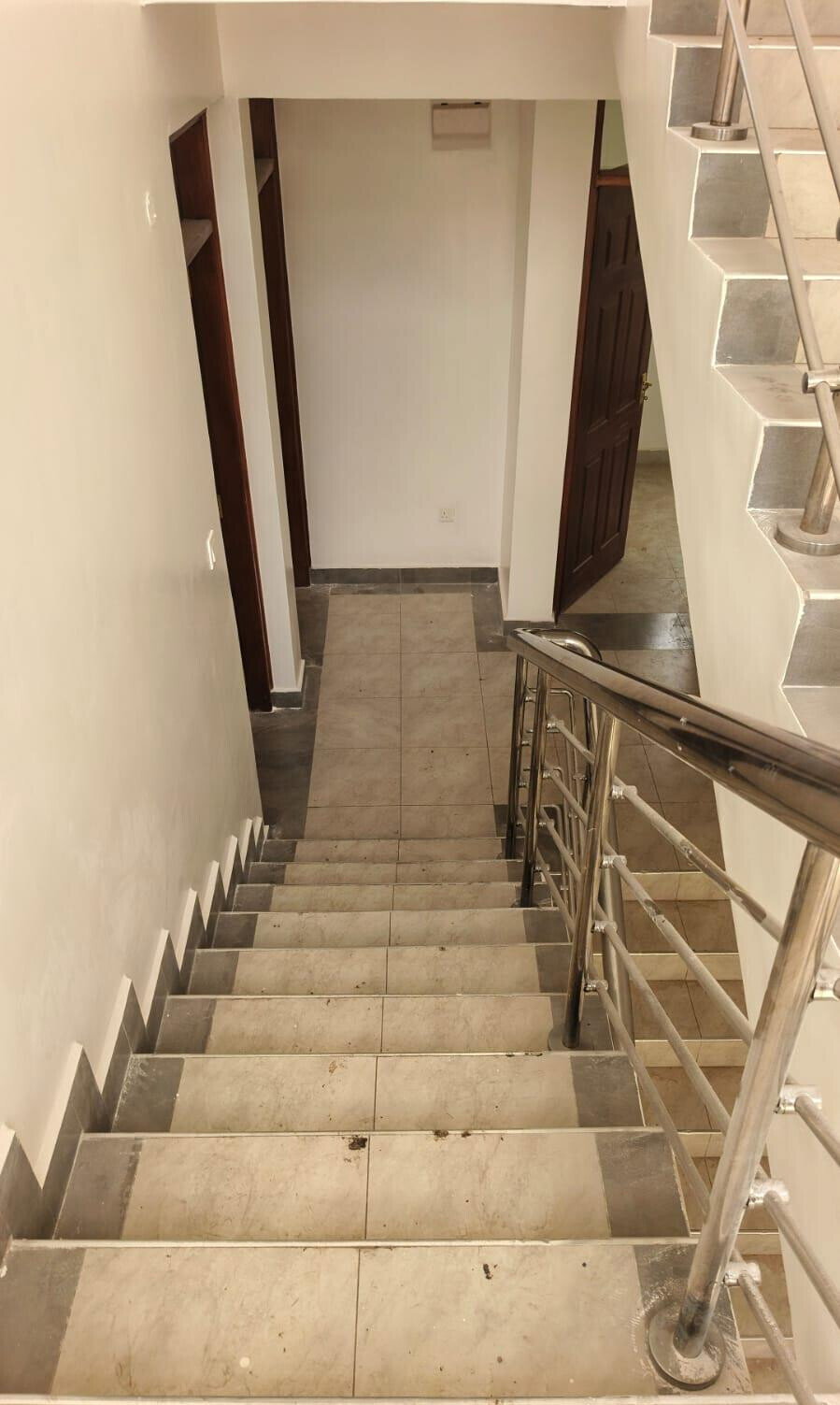 Garden Oasis with 4BR & Parking