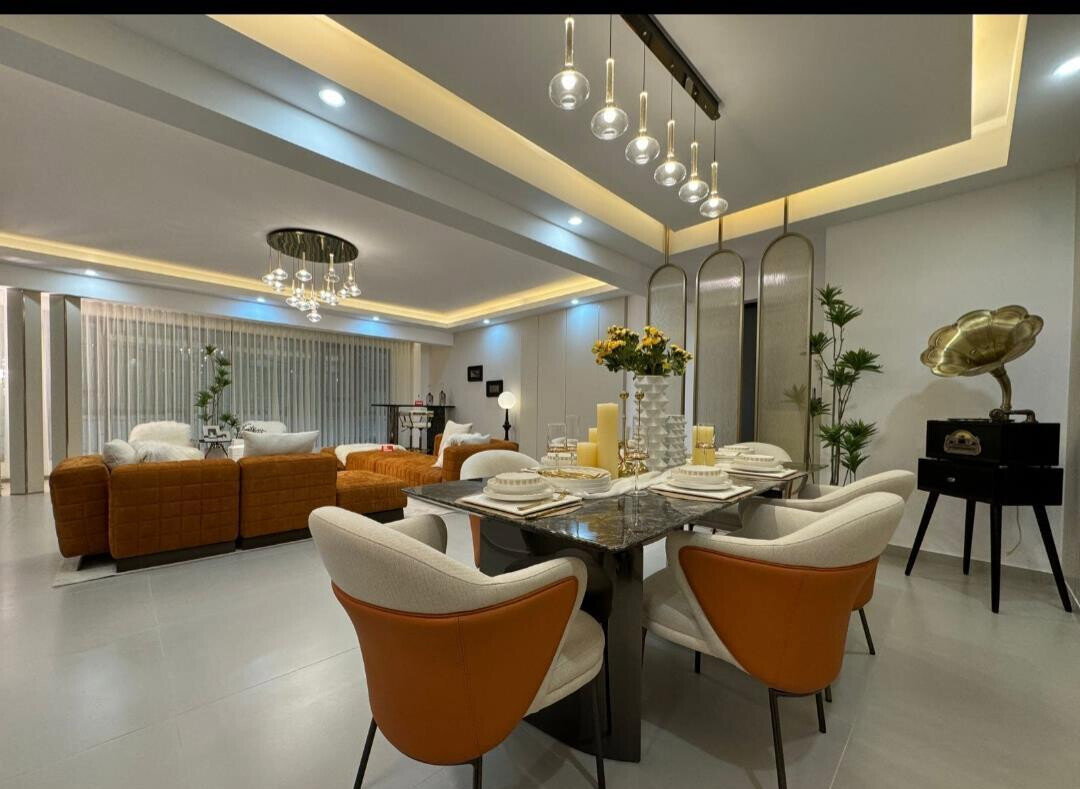 3BR All-Ensuite with Rooftop Pool & Gym - Kilimani