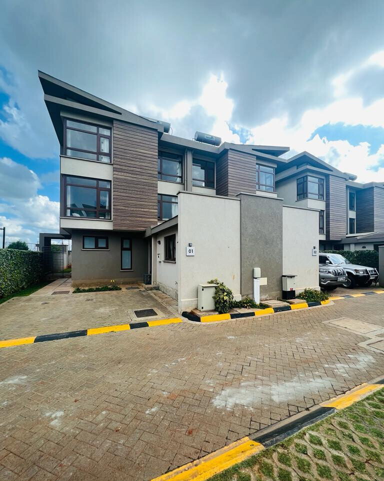4BR Townhouse with Private Garden & Clubhouse – Langata
