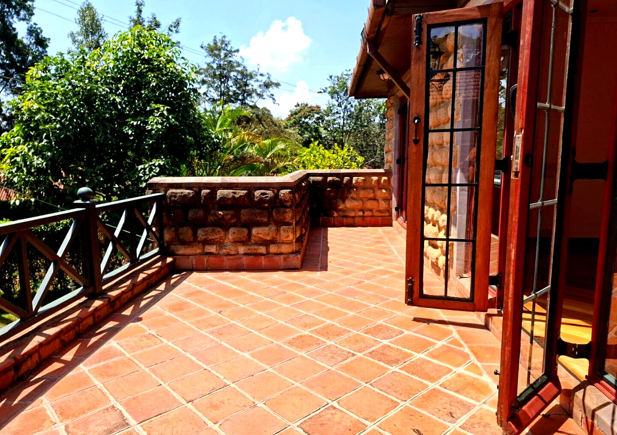0.19 Acre Townhouse in Ridgeways